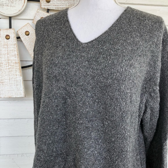 Carolyn Taylor Sweaters - Charcoal Grey Wool Sweater